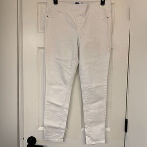 Old Navy Rockstar pull-on jeans